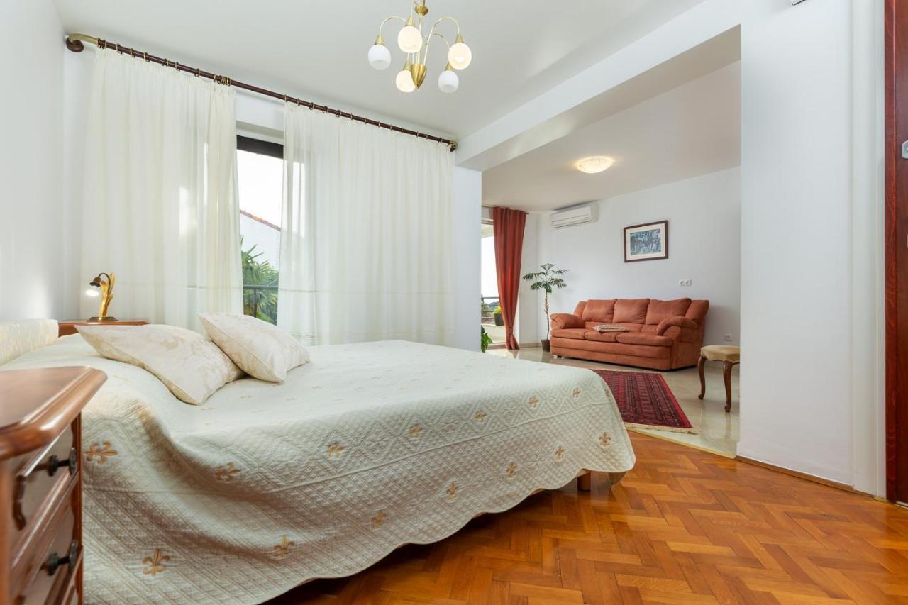 Holiday Apartment Suzana Rovinj Eksteriør billede