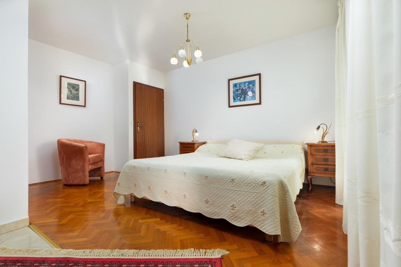 Holiday Apartment Suzana Rovinj Eksteriør billede